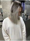 ハイライトカラーミルクティーベージュレイヤーカット