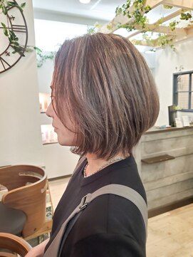 コモレビ(ko.mo.re.bi) 大人ボブ