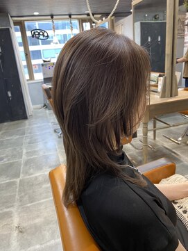 トランクヘアデザイン 大宮(TRUNK hair design) 大人可愛いくびれミディアム｜レイヤーカット×艶ブラウン