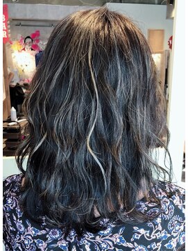 ファニック スタイル ジー(FUNIC style G) ハイライト×グレージュ　(桜木町・日ノ出町)