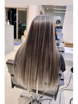 モアナ バイ ヘッドライト 駒沢大学店(Moana by HEADLIGHT) Moana駒沢大学#バレイヤージュ#ホワイトベージュ