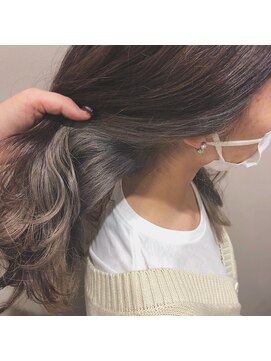 グロウ バイ フェイス(GLOW by face) 20代30代 イヤリングカラーインナーカラーグレージュ