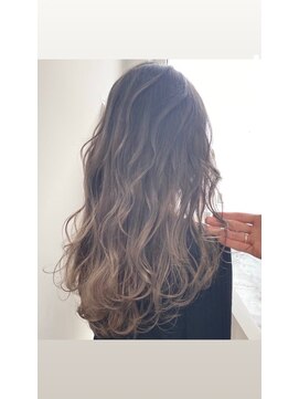 アンブルリュクス 中野(amble luxe) アッシュベージュ/イルミナカラー/髪質改善/TOKIO/中野