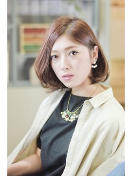 シャフト(SHAFT) SHAFT_シンプルショート/リラクシーボブ/イルミナカラー