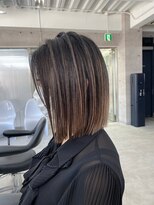 イキ 表参道(iki omotesando)&nbsp;モード/無造作ウェーブ/大人ガーリー[表参道駅]