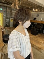 ウィークエンド(WEEKEND)&nbsp;白髪ぼかし対応、ベージュカラー×ショートボブ