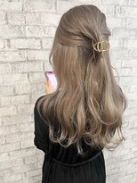 ヒュー(Huu) milk tea beige