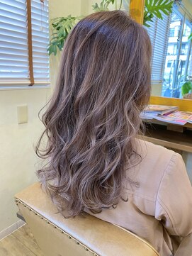 ラシック(La shic) ☆フェミニンロング☆オリ－ブベージュ