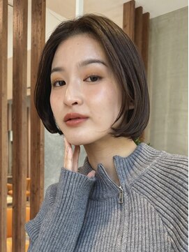 ビュートリアム 南青山(BEAUTRIUM) 大人ボブ 顎ラインボブ  ふんわりボブ ワンカールパーマ 表参道