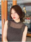 イメチェン小顔似合わせカットセンターパートミニボブ