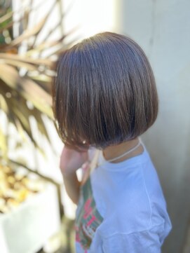 サーティーン(THIRTEEN) ソフトな印象に♪すっきりボブスタイル(^-^)30代