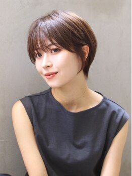 ヘアーズ ベリー 阪神御影店(hairs BERRY)の写真/カットで決まるスタイル作り☆クセを活かし、自然なフォルムで仕上げる、ラクチンショートスタイル♪