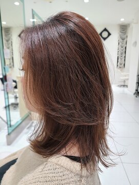 アブニール 我孫子(AVENIR) ミディアムレイヤー【我孫子/我孫子駅我孫子駅南口/髪質改善】