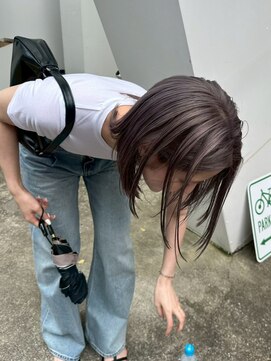 ロマリア(Lomalia) 乾かすだけでキマる髪/馴染むハイトーングレージュボブ