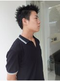 あえて刈り上げないスクエアなメンズショート