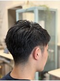 束感トップのナチュラル刈り上げショート