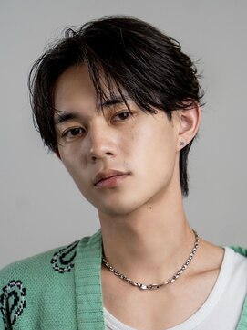 オーシャントーキョーオーバー 渋谷(OCEAN TOKYO OVER) 韓国ヘアニュアンスコンマバングセンターパートフェザーパーマ