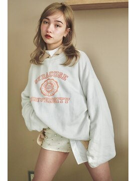 グリコ(grico) レイヤーロング/ハイトーン/ブロンドベージュ/顔周りカット