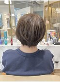 大人女性に似合う丸みショート
