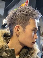 バーバー スタジオ ラフテル(Barber Studio RAFTEL)&nbsp;モヒカンスタイル