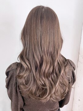 アイティーバイアルバム 松戸店(IT by ALBUM) まろベージュ_アースカラーくびれヘアツートンカラー_ba362171