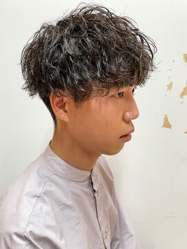 ルックグッドストア(LOOK GOOD STORE) スパイラルパーマ 波巻きパーマ ツイストスパイラルパーマ 元町