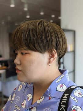 ケーオーエスビューティー(K O S beauty) 刈り上げマッシュショート！