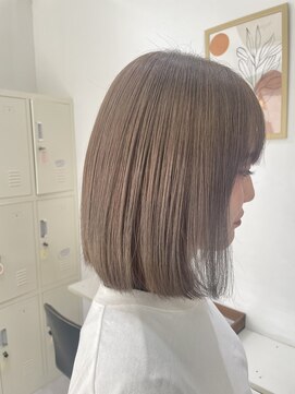 ウタ(uta) ミルクティーカラー