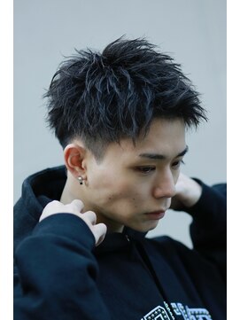 リップス 横浜(LIPPS) 緩めツイストアップバングショート