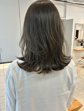 トリート 千葉店(TREAT) 流れるレイヤー/オリーブベージュ/オリーブグレージュ