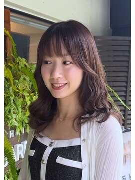 スクエアウーノ 博多(SQUARE＊UNO HAKATA) 大人の上品さを引き出す夏のラベンダーミディ