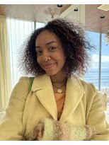 ビュートリアム 七里ヶ浜(BEAUTRIUM)&nbsp;カーリーヘア/デザインカラー