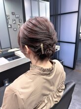 シカマ(SIKAMA) パーティーヘアアレンジ