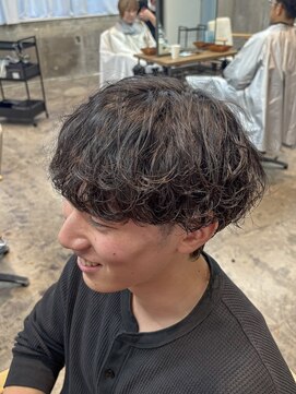 シャドウパーマ