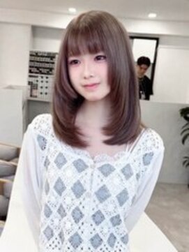 エルサザリープ 三宮(Elsa the leap) レイヤーカット/顔まわりレイヤー/グレージュ/ダブルカラー