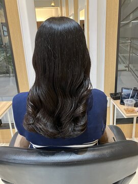 ブロッシー(blossy.) コテ巻き風パーマ