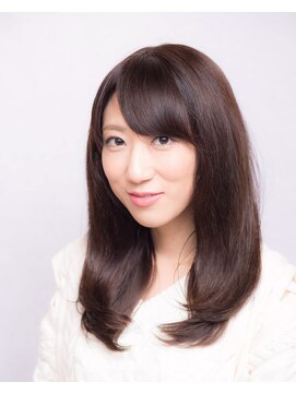 カムデンタウン(Camden Town) ストレートHatch End重めロング