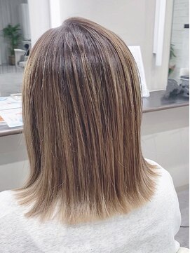 アッドヘアー(Add hair) フレンチガーリー/シースルーバング/ニュアンスカラー外ハネボブ