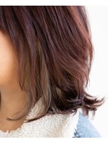 サロン マーニ(salon m ni)&nbsp;ちょびインナーカラー×フワフワパーマ