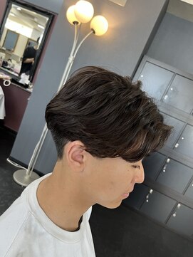 アイズ 渋沢(AIZU) ニュアンスパーマ/韓国/メンズパーマ/