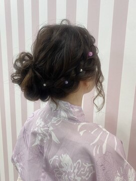 ゴート アミティ(G.O.A.T AMITY) ガーリースタイル/心斎橋/ヘアメ/セットサロン