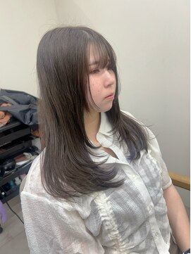 ユニ 江坂(Uni.) レイヤーカット　韓国レイヤー　ハッシュカット