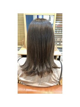 ルチア(Lucia) イルミナカラーアッシュグレージュ