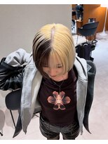 ヤイエ 青山店(yiye)&nbsp;インナーカラーボブ前髪くびれショートボブ前下がりショート