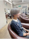 ショートウルフ 刈り上げショート 韓国ヘア ホワイトブロンド