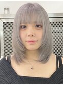 グレー[新宿駅/こなれミディ/ウェーブパーマ]