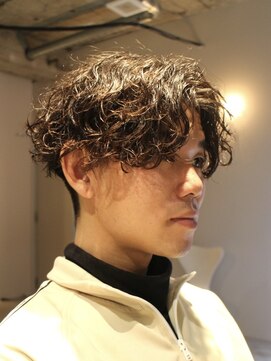 トッド(tod) メンズパーマメンズカット波巻きパーマ森田鴻之介眉毛