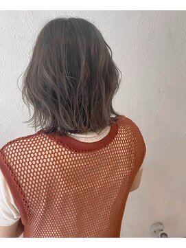 リアンドコー(Re&co) ＊yoshiya＊くびれボブ＊白髪ぼかしハイライト＊