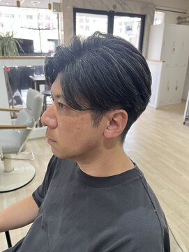 エメヘアデザイン ルイス(Aimer Hair Design Lewis) ナチュラルセンターパート/メンズカット/レザーカット/弘前市