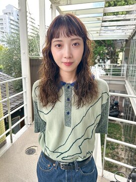 トレンチ(TRENCH) レイヤーカット レイヤーパーマ ウェーブパーマ クセ毛風パーマ